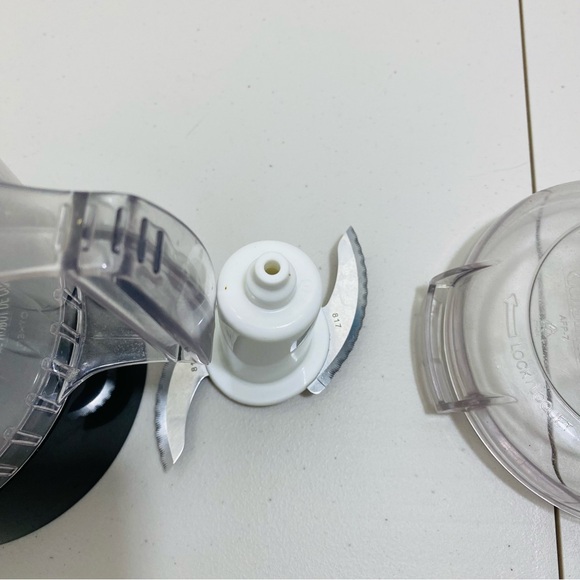 Cuisinart Food Processor Attachment AFP-7 Accessories For Replacement Parts Only - Picture 11 of 14
